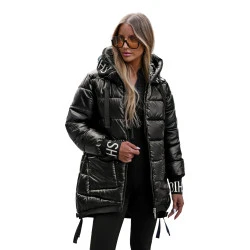 Juoda blizgi striukė Agor