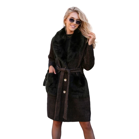 Moteriškas juodos spalvos paltas su kailiuku Korin Moteriškos striukės