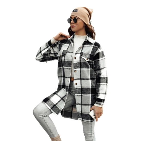 Moteriškas juodas marškinių stiliaus švarkas Plaidify Švarkai