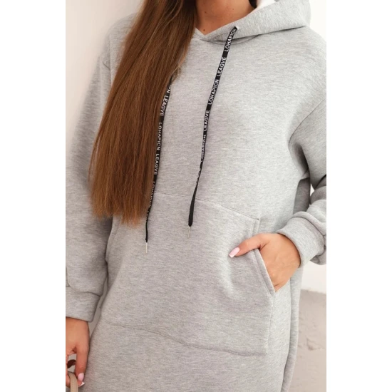 Moteriška pašiltinta šviesiai pilka suknelė su gobtuvu Leagve Ilgos suknelės