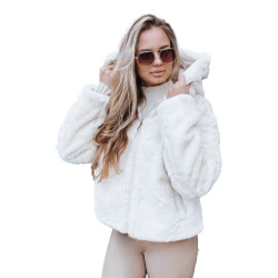 Moteriška rusva kailinė striukė su gobtuvu Aisti