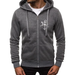 Tamsiai pilkos spalvos džemperis Stilistika