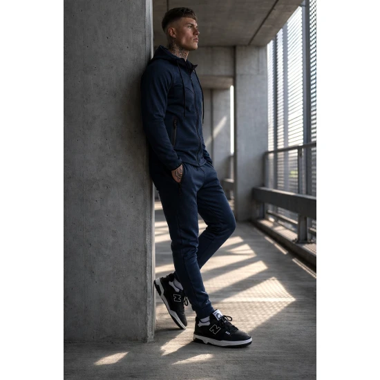 Vyriškas tamsiai mėlynas kostiumas Gibon Sportiniai kostiumai