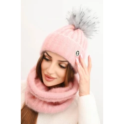 Moteriška rožinės spalvos kepurė ir šalikas Nora