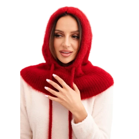 Moteriška raudona kepurė Berlin