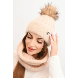 Moteriška rusvos spalvos kepurė ir šalikas Nora