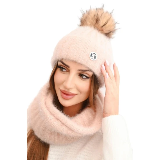 Moteriška šviesiai rožinės spalvos kepurė ir šalikas Nora