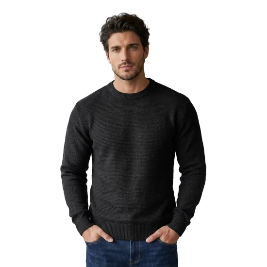 Vyriškas juodas megztinis Remin