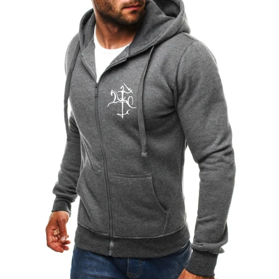 Tamsiai pilkos spalvos džemperis Stilistika