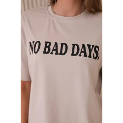 Moteriški smėlinės spalvos marškinėliai Days