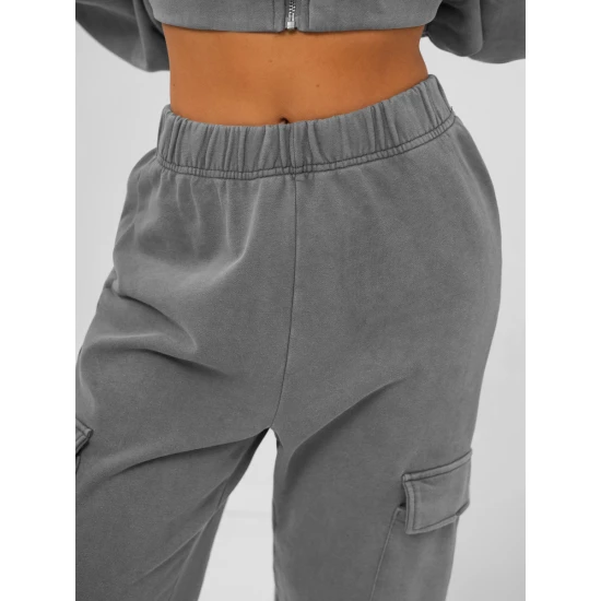 Moteriškas pilkos spalvos komplektas Sara Sportiniai kostiumai