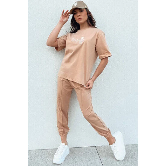 Moteriškas rusvas sportinis komplektas Change Moteriški komplektai