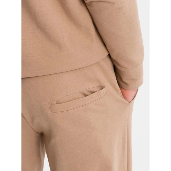 Vyriškas šviesiai rudos spalvos laisvalaikio komplektas Denat Vyriški komplektai