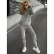 Moteriškas pilkos spalvos veliūrinis kostiumas Homey Moteriški komplektai