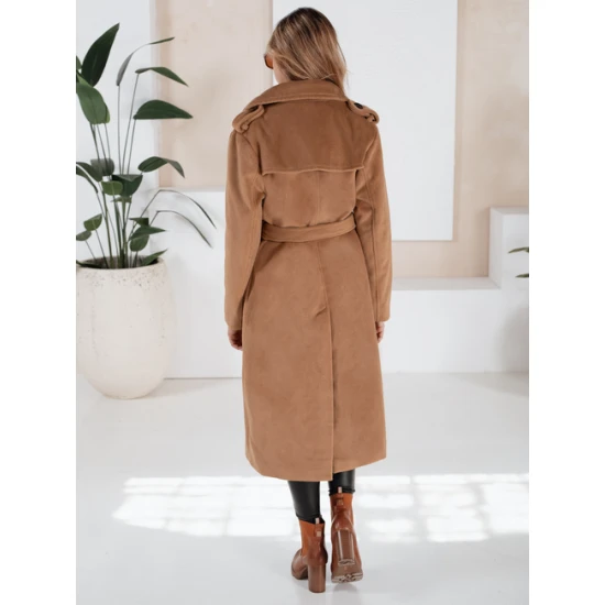 Moteriškas šviesiai rudas žieminis paltas Gino Moteriškos striukės