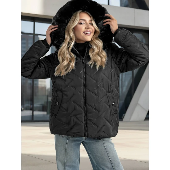 Moteriška juoda žieminė striukė su gobtuvu Levi Moteriškos striukės