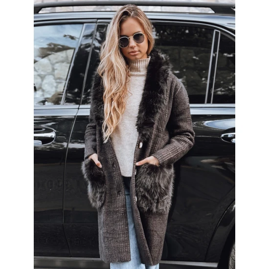 Moteriškas juodas paltas su kailiu Fiona Moteriškos striukės