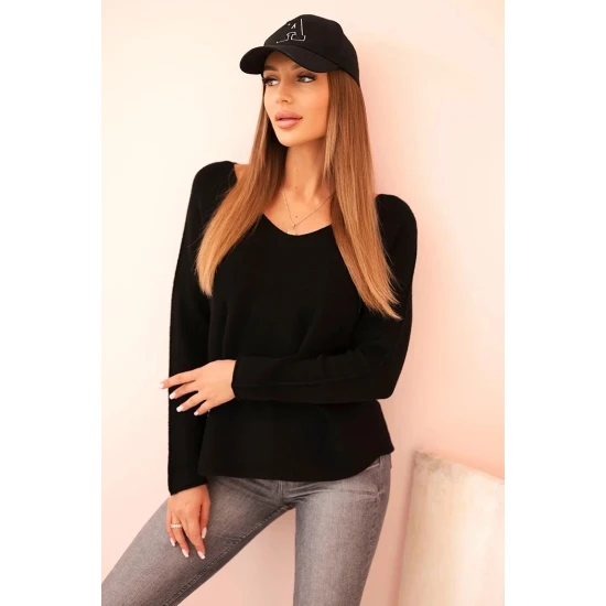 Moteriškas juodos spalvos megztinis Romil Moteriški megztiniai