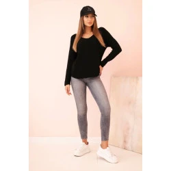 Moteriškas juodos spalvos megztinis Romil