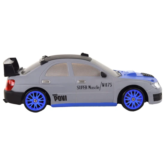 Nuotoliniu būdu valdomas sportinis automobilis R/C 1:24 pilkos spalvos keičiamais ratais Radijo bangomis valdomi žaislai
