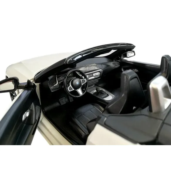 Automobilis R/C BMW Z4 Roadster Rastar 1:14 Baltas Radijo bangomis valdomi žaislai