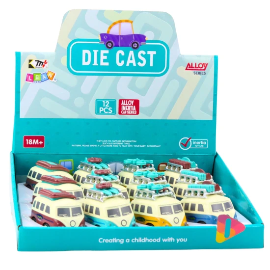 Kemperis su pavara ir judančiu bagažu ant stogo Autobusai