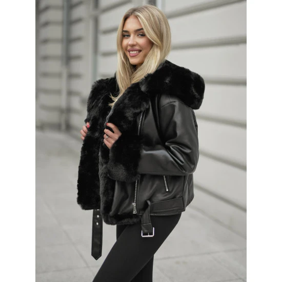 Moteriška juoda striukė su juodu kailiu Nikol Moteriškos striukės