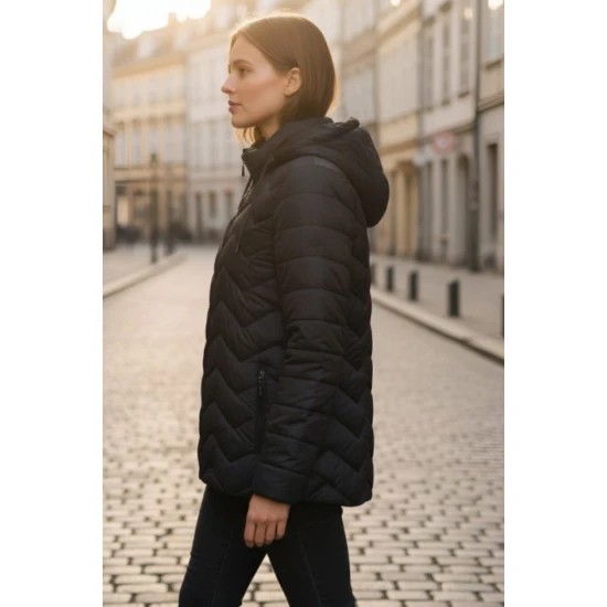 Juoda dygsniuota striukė Amel Moteriškos striukės