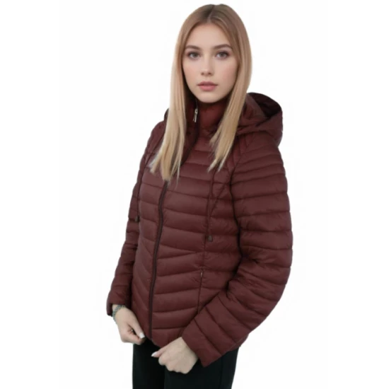 Moteriška bordo striukė Kaja Moteriškos striukės