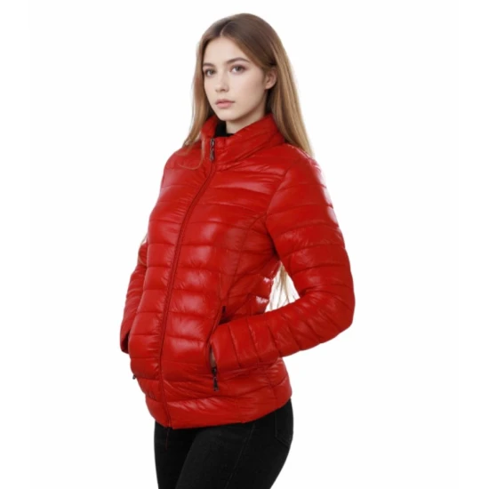 Moteriška raudonos spalvos striukė Tina Moteriškos striukės