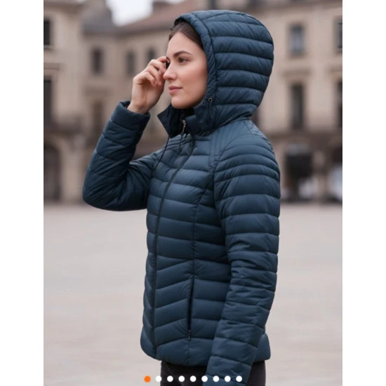 Moteriška tamsiai mėlyna striukė Kaja Moteriškos striukės