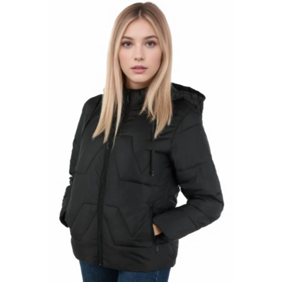 Juodos spalvos moteriška striukė Mija Moteriškos striukės