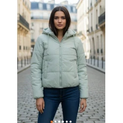 Mėtinės spalvos moteriška striukė Alin