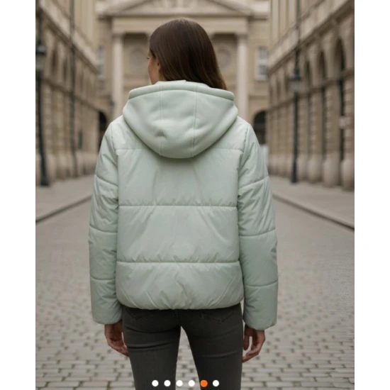 Mėtinės spalvos moteriška striukė Alin Moteriškos striukės