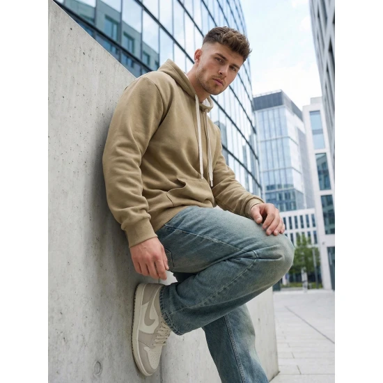 Vyriškas rusvas džemperis Ostin Vyriški džemperiai su gobtuvu