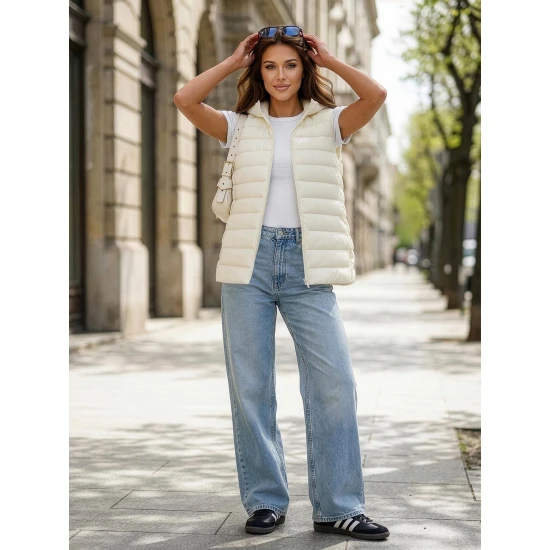 Moteriška balta liemenė su gobtuvu Senti Moteriškos liemenės