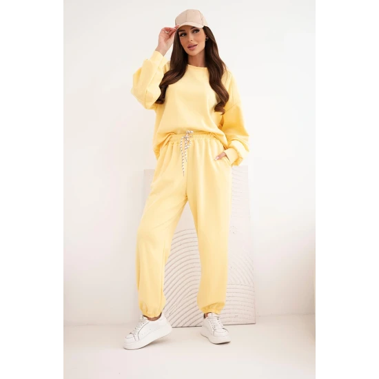 Moteriškas geltonas laisvalaikio komplektas Isabel
