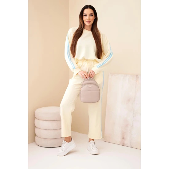 Moteriškas geltonas komplektas su juostelėmis Ambi