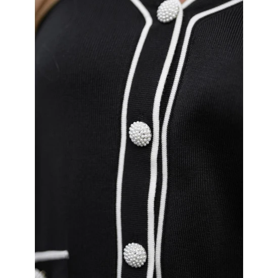 Moteriškas dviejų dalių juodas komplektas Artist Moteriški komplektai