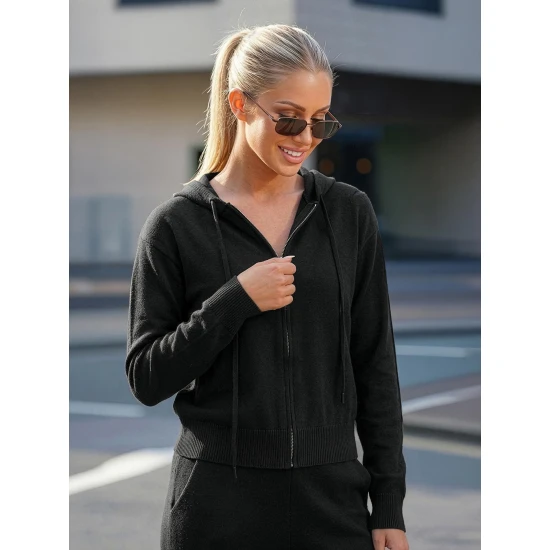 Moteriškas dviejų dalių juodas komplektas Emilin Moteriški komplektai