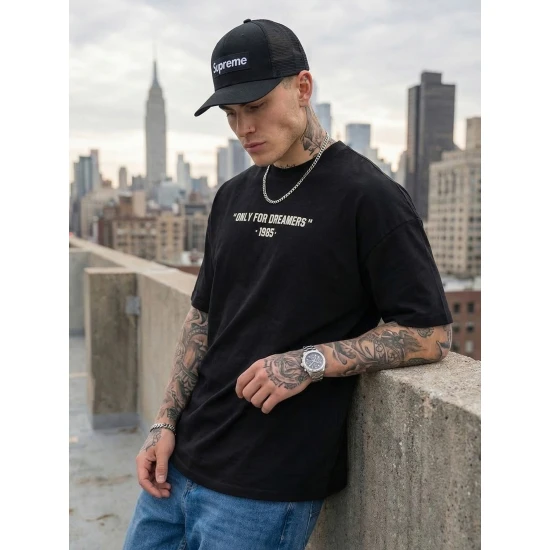 Vyriški juodi oversize marškinėliai Dreamers Marškinėliai su užrašais