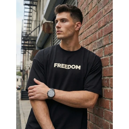 Vyriški juodi marškinėliai Freedom Marškinėliai su užrašais