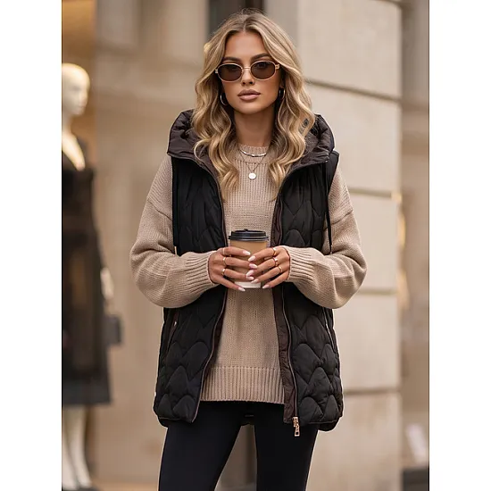 Moteriška juoda dygsniuota limenė Fashion