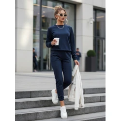 Moteriškas tamsiai mėlynas komplektas Milian