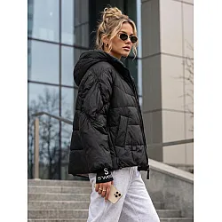 Moteriška juoda dygsniuota striukė West
