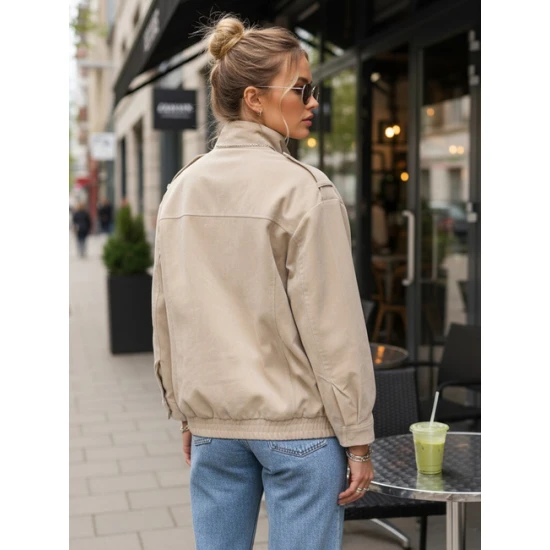 Moteriška smėlio spalvos zomšinė bomber striukė Silin Moteriškos striukės