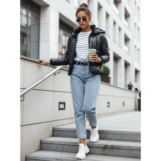 Moteriška pereinamojo sezono juoda striukė Lola Moteriškos striukės