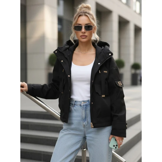 Moteriška pereinamojo sezono juoda striukė Enit Moteriškos striukės