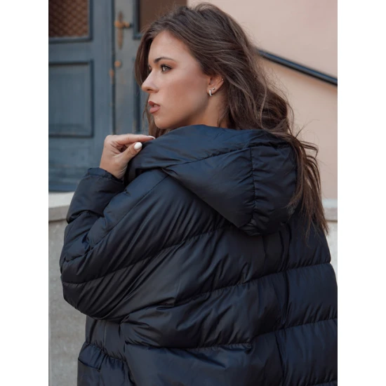 Moteriška juoda žieminė sriukė Annika