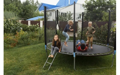 Saugus batutas vaikams: 5 dalykai, į kuriuos privalote atkreipti dėmesį perkant.